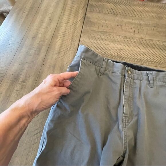 Volcom Gray Classic Chino Flat Front Shorts - 30 - Picture 2 of 7